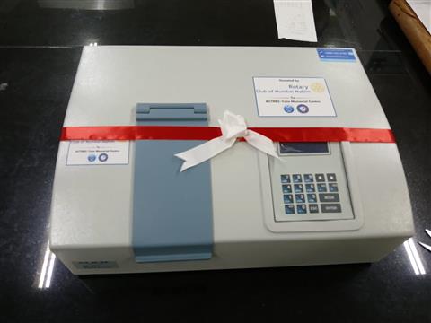 RCMM Donates Spectrophotometer to ACTREC